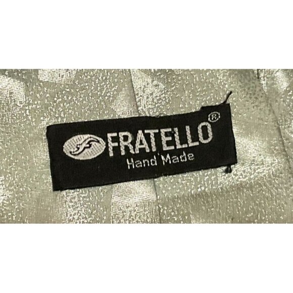 MCM ABSTRACT NECKTIE SILVER BLACK WAVES POLYESTER DESIGNER 60" X 4" MENS - Picture 4 of 4